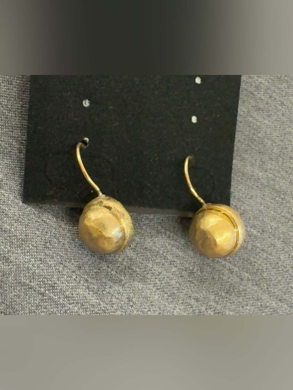 ✨ Vintage Liz Claiborne Gold-Tone Drop Earrings ✨